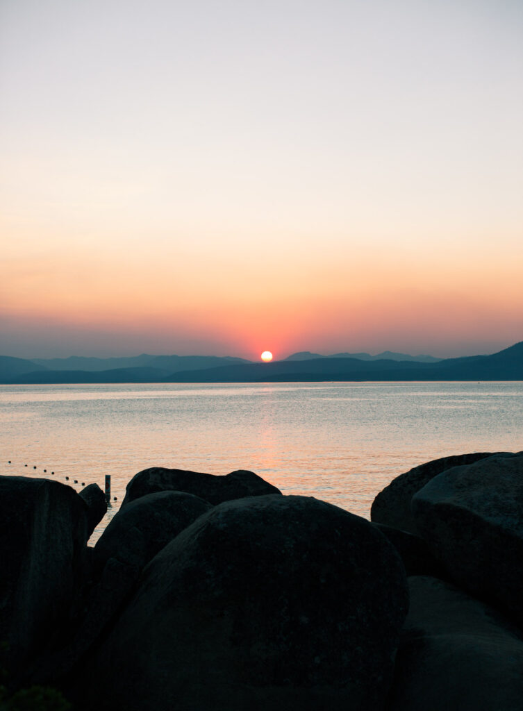 Lake Tahoe sunset photos 
