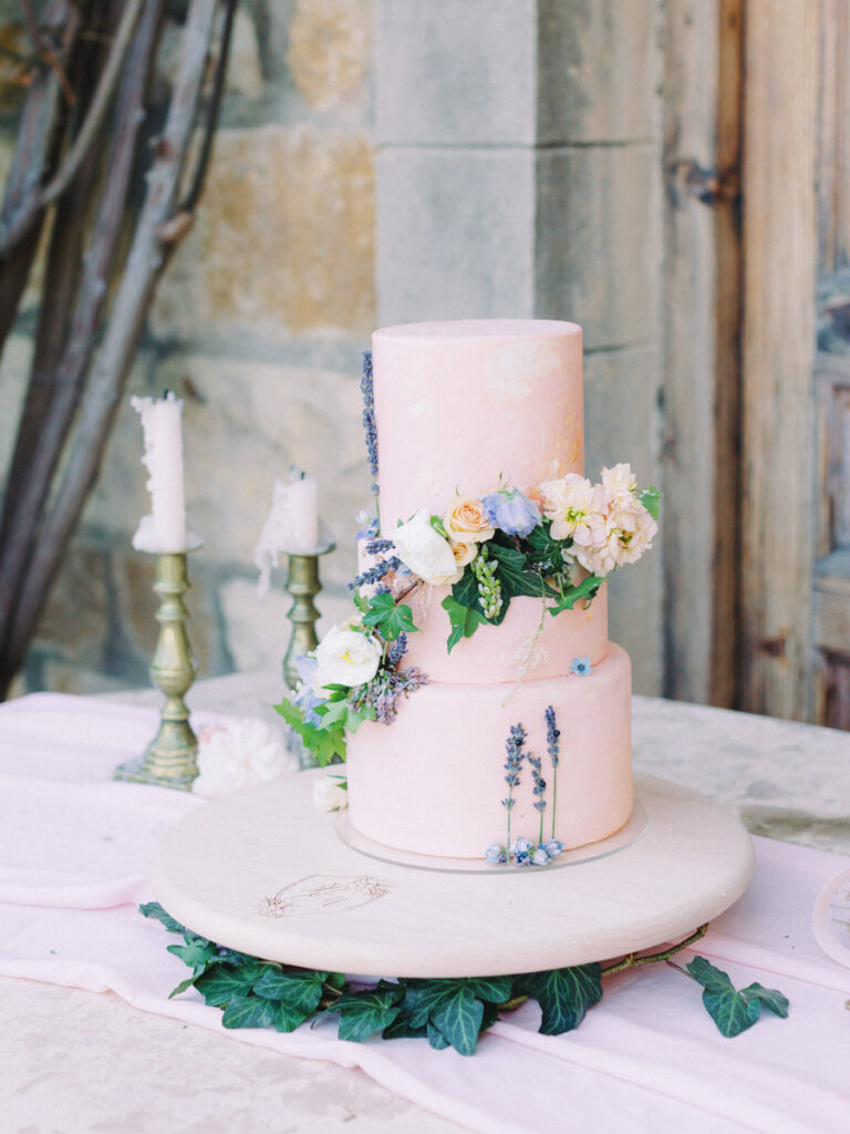 California Wedding Cakes