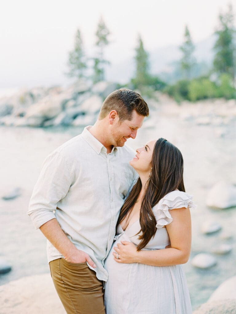 Captivating maternity photo session in Lake Tahoe, celebrating the journey of motherhood against a stunning lakeside backdrop.